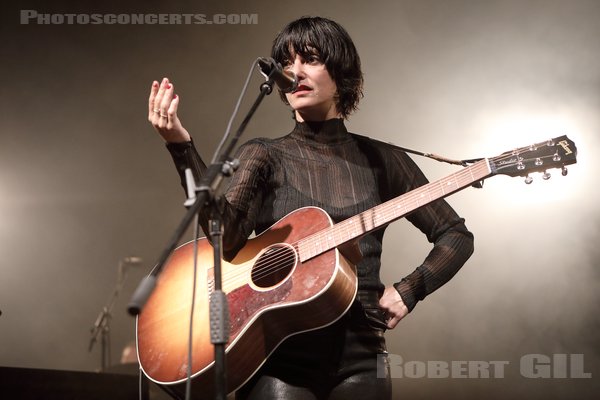 SHARON VAN ETTEN - 2022-06-15 - PARIS - La Cigale - 